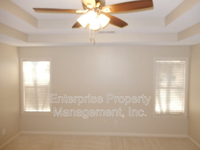 Building Photo - 4525 Hickory Creek Dr