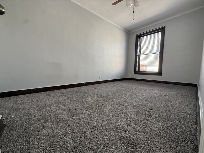 Building Photo - 111 E Jefferson St