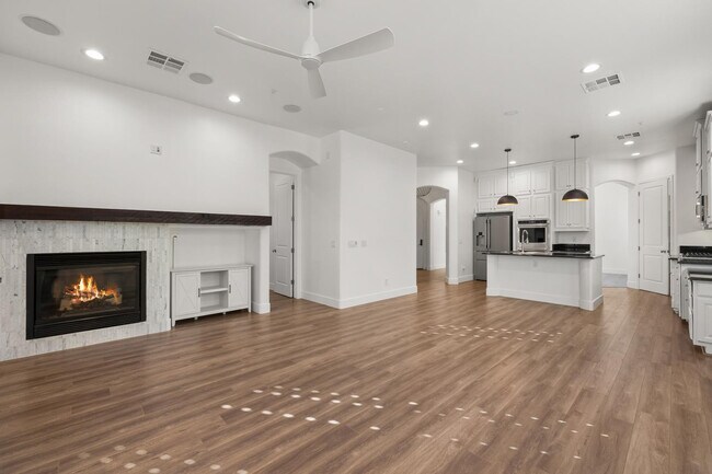 Building Photo - 18394 N 92nd St