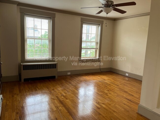 Building Photo - 523 S Cameron St