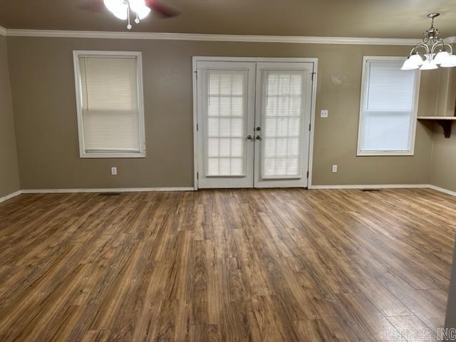 Building Photo - 586 Wisteria Dr