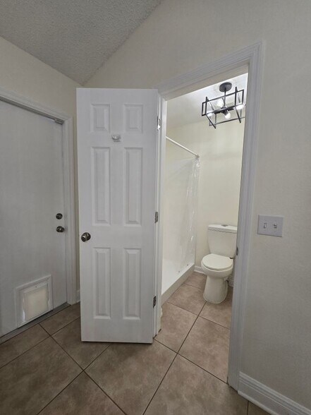 Building Photo - 3190 Lori Ct