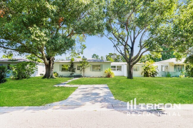 Primary Photo - 2311 35th Ave N