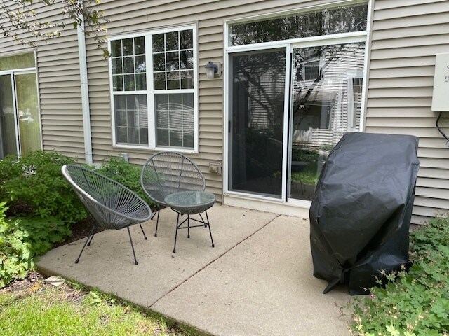 Patio - 2908 White Thorn Cir