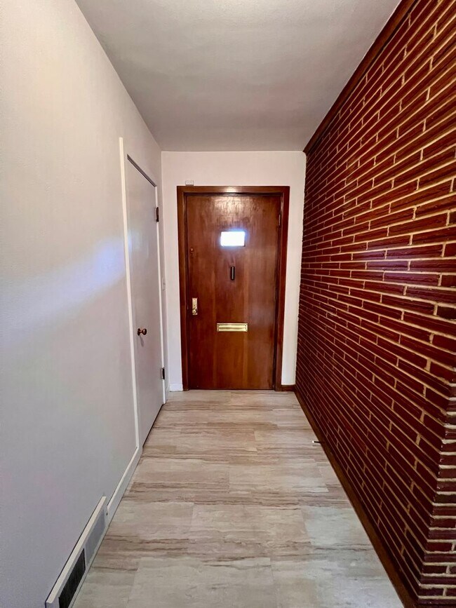 Building Photo - Non-Refundable & Security Deposit Total: $...