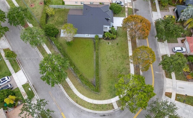 Building Photo - 1381 NW 144th Ave