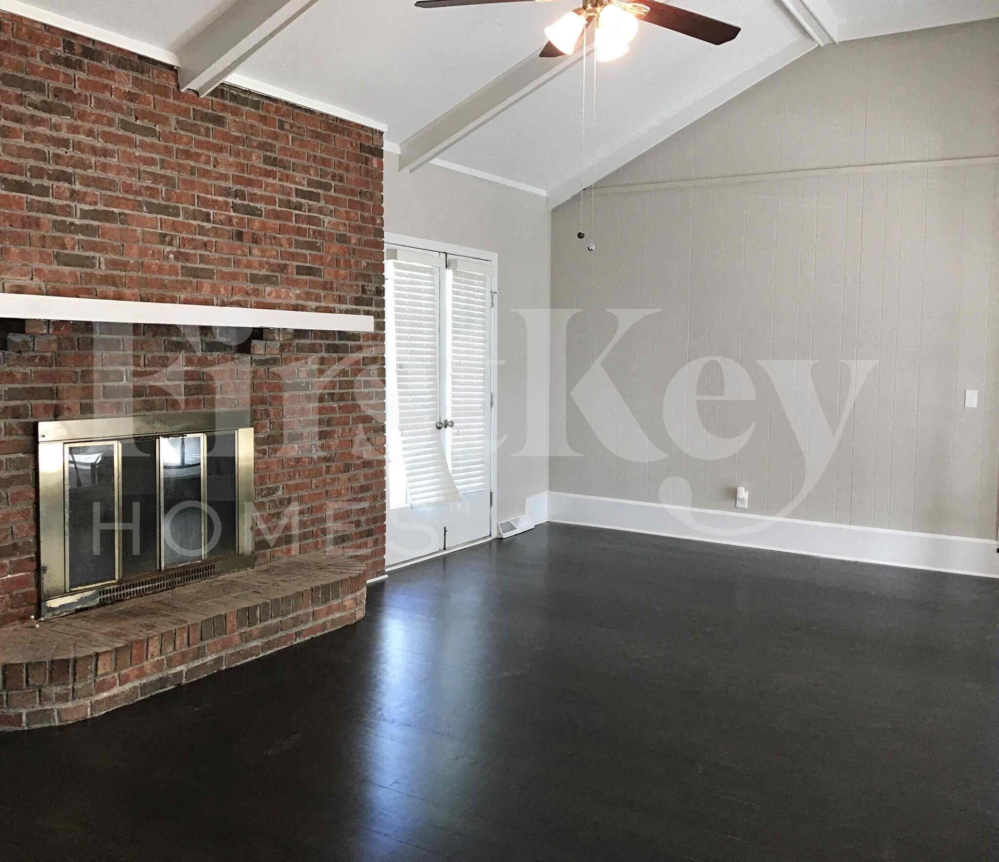Building Photo - 141 Ponderosa Dr