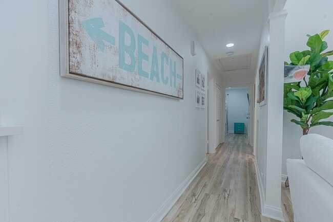 Building Photo - 13826 Pirates Beach Blvd