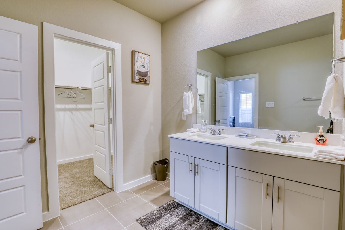 Building Photo - 3110 Moontide Ln