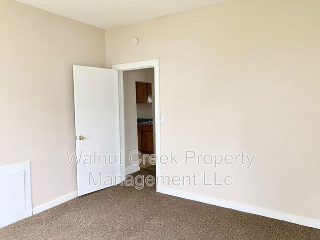 Building Photo - 362 Furnace St