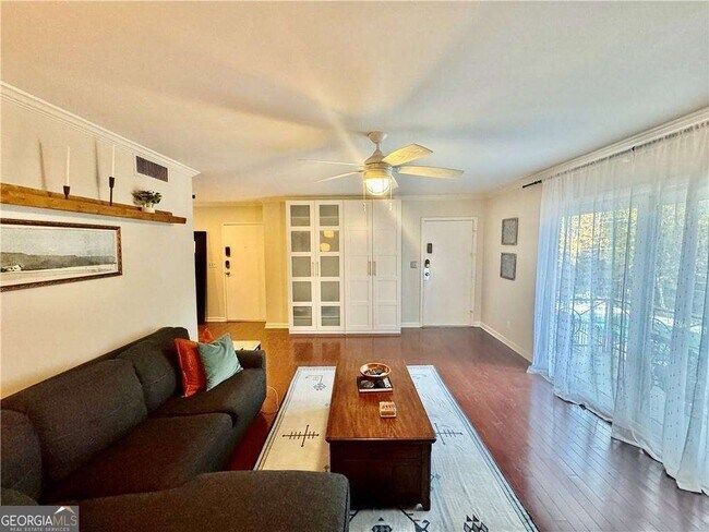 Building Photo - 1230 Woodland Ave NE