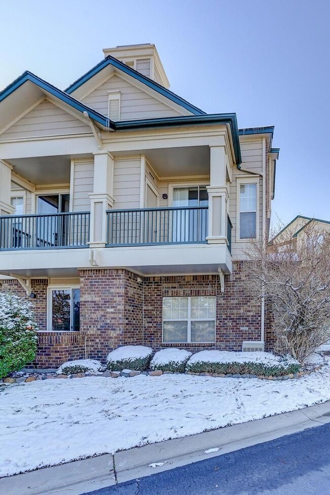 Building Photo - Bright Corner 3BR Condo with Garage in Superior! Available NOW!