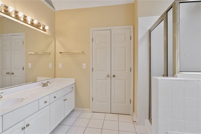 Building Photo - 2109 Berryhill Cir SE