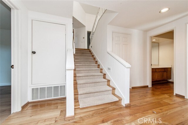 Building Photo - 20 Morning Vw