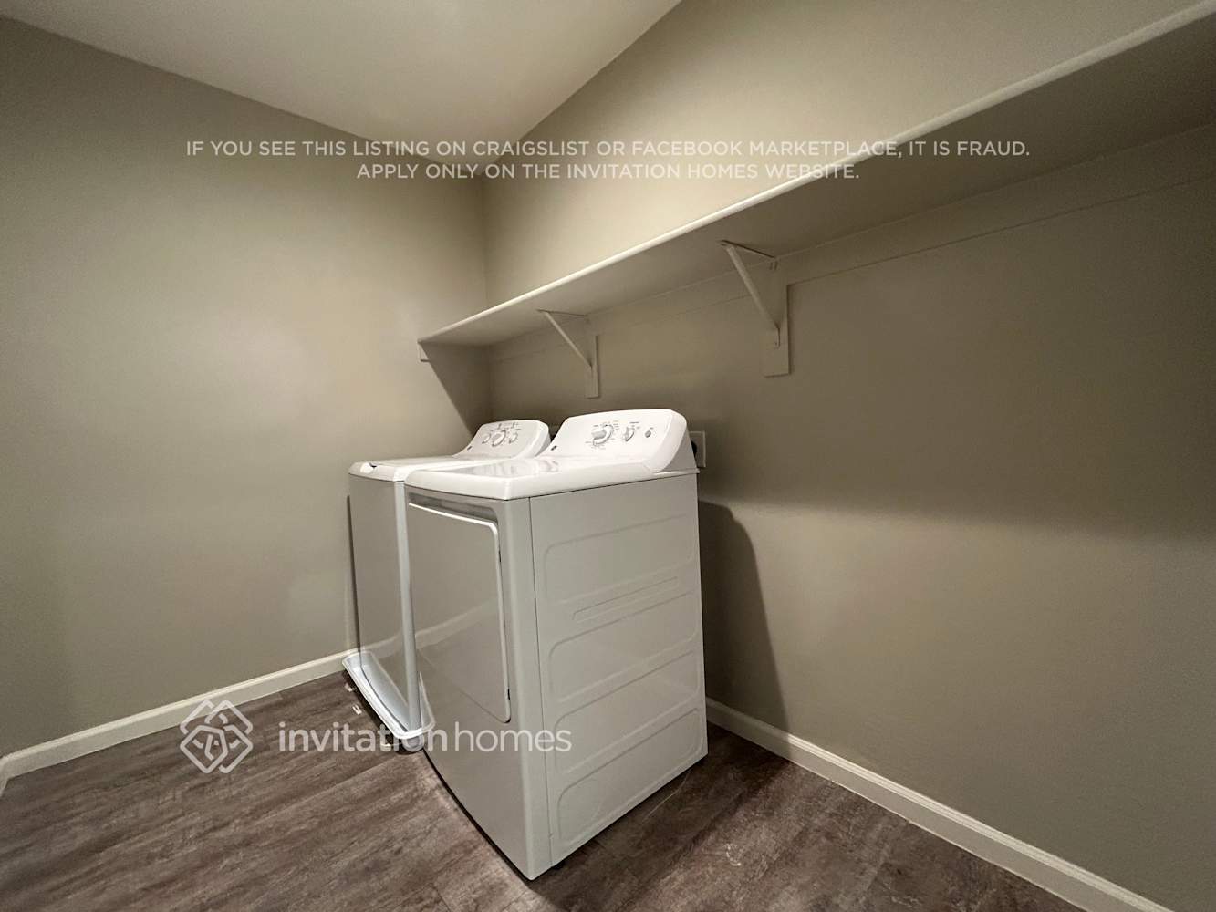 Building Photo - 18928 W Reade Ave