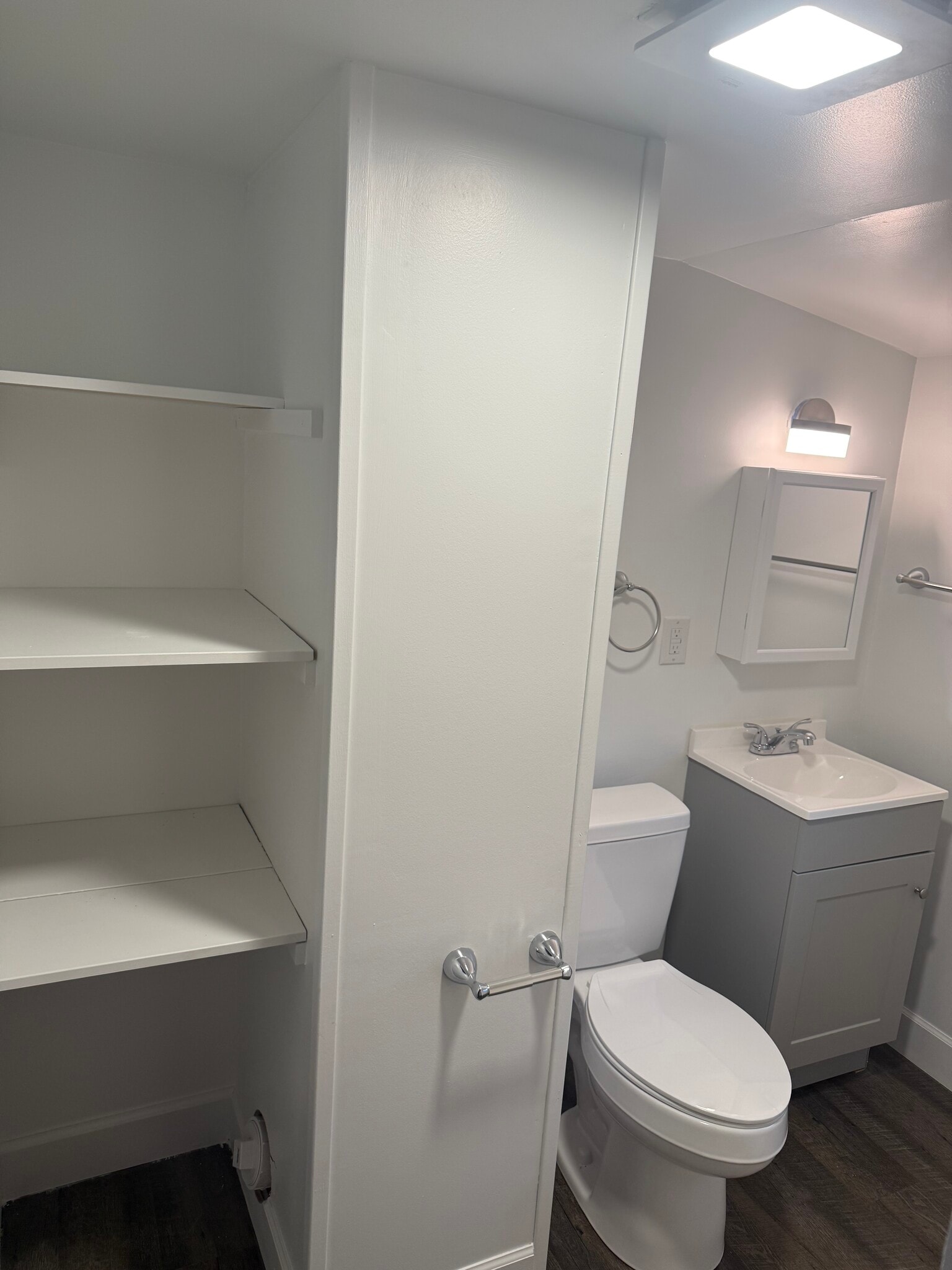 Bathroom - 1116 Adams St