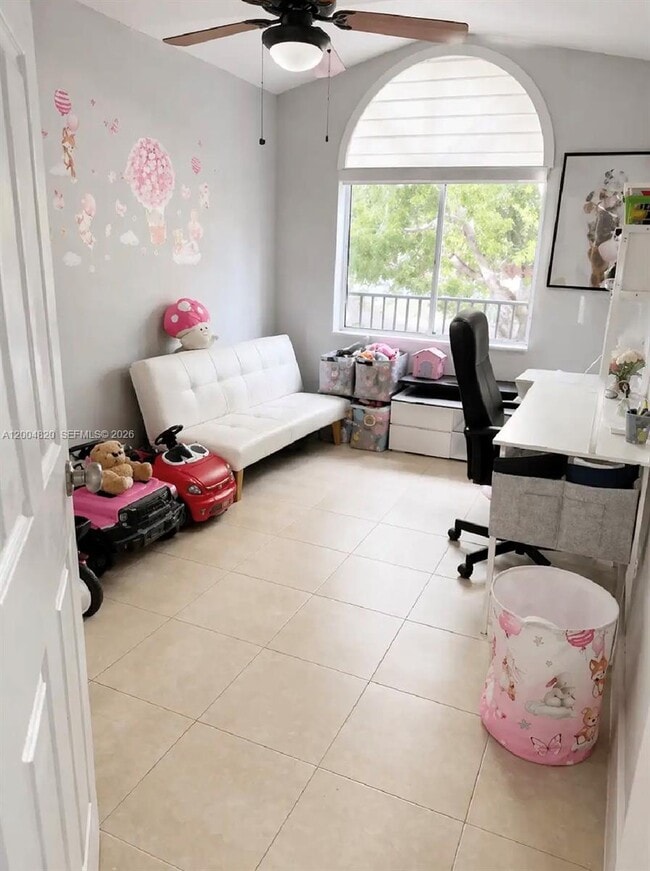 Building Photo - 10630 SW 157th Ct