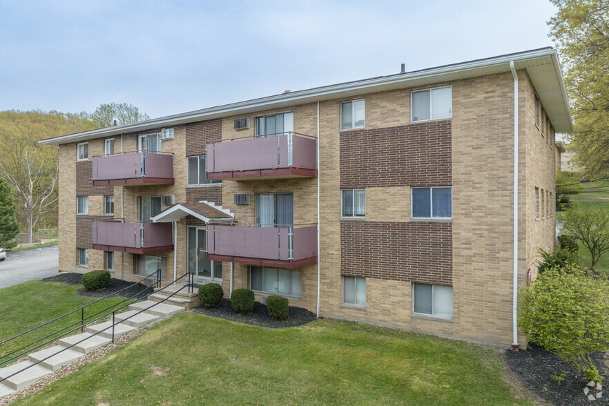 Primary Photo - West Creek Apartments