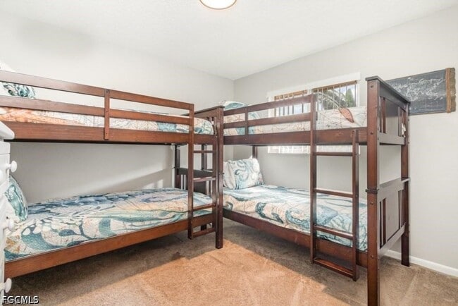 Building Photo - 922 SE 25th Ln