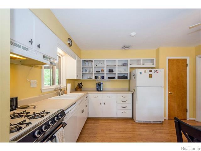 Building Photo - 1811 Alhambra Dr