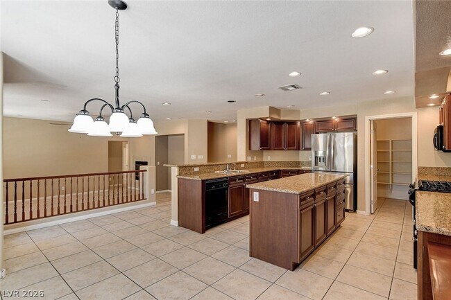 Building Photo - 656 Doubleshot Ln