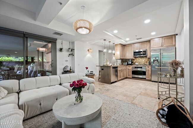Building Photo - 7151 E Rancho Vista Dr