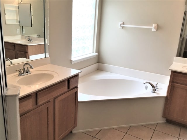 Building Photo - 1808 Enterprise Ave