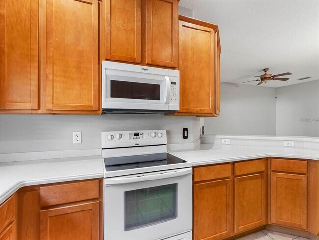 Building Photo - 12820 Belvedere Song Way