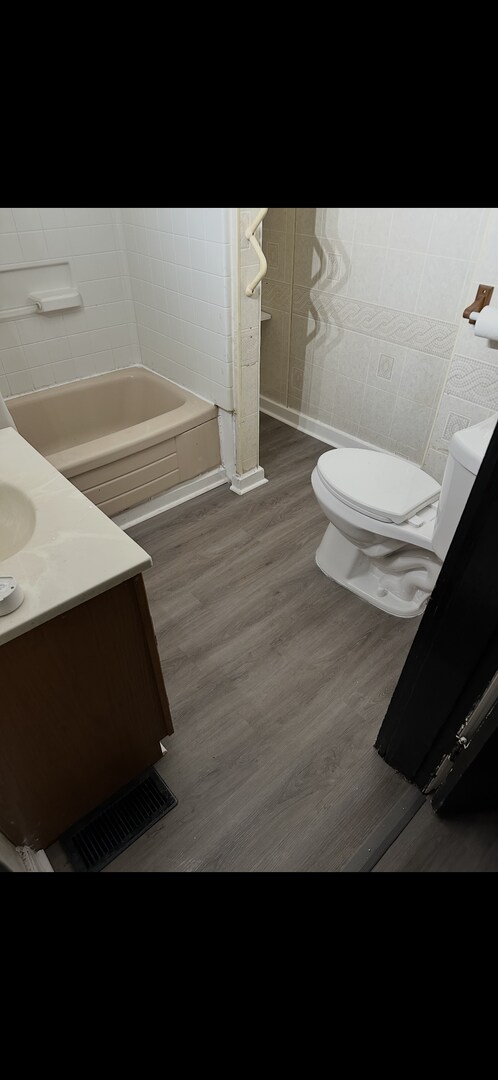 Building Photo - Check out this 2bdr ranch for rent!