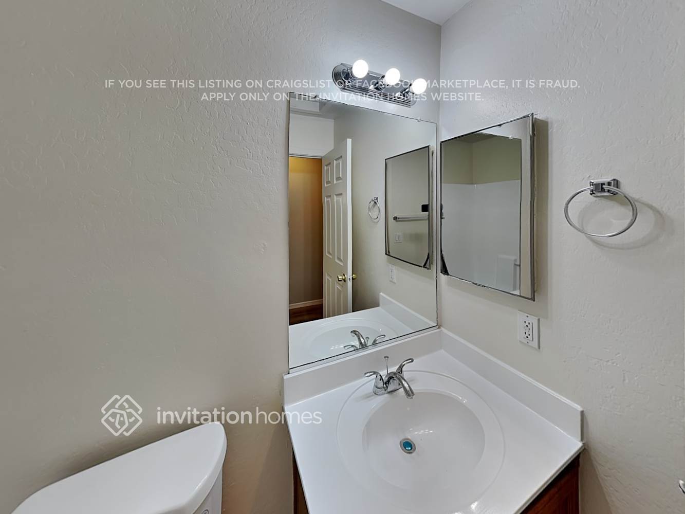 Building Photo - 12854 W Cherry Hills Dr