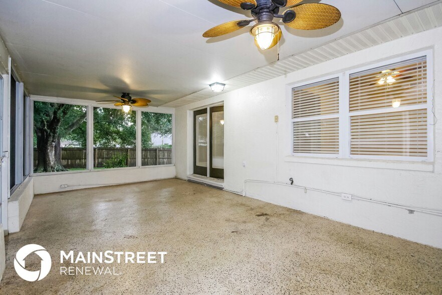 Building Photo - 2740 Birdland Ct