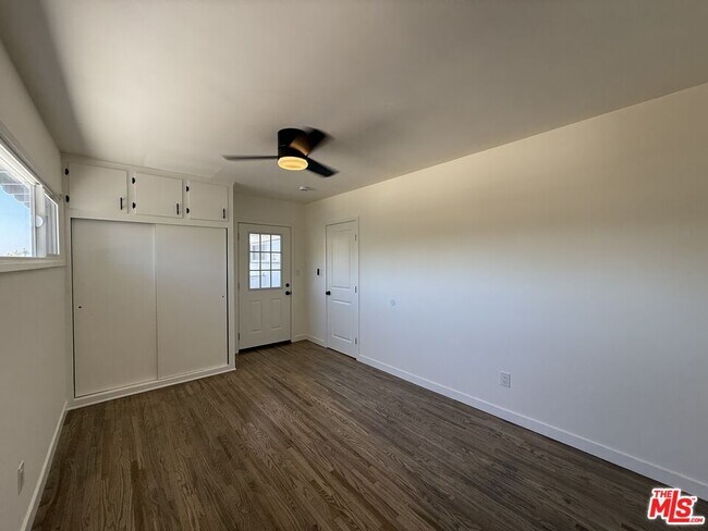 Building Photo - 25226 Loytan St