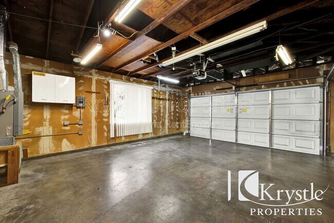 Building Photo - 306 Keats Dr