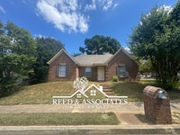 Building Photo - Charming Home Located on Large Corner Lot!