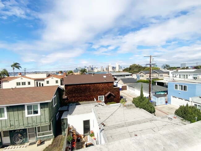 Building Photo - 1bd/1ba Apartment with San Diego Bay Views