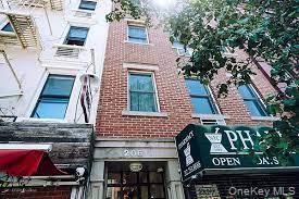 Building Photo - 206 1st Ave