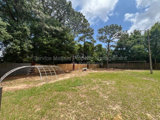 Building Photo - 174 Wildflower Ln