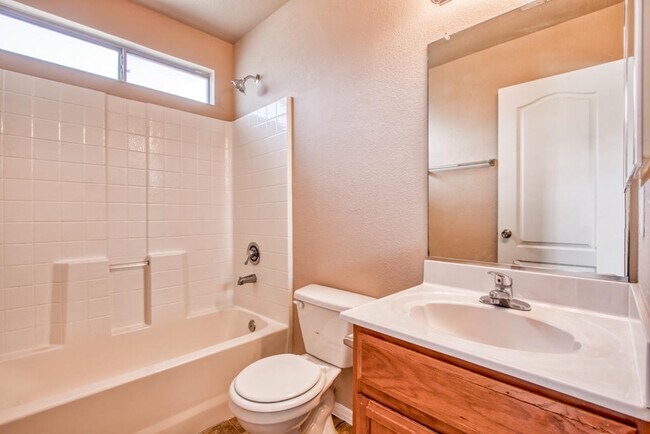 Building Photo - 11717 Lapstone Way