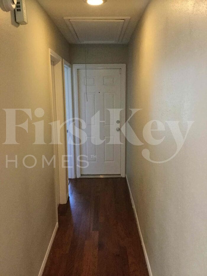 Building Photo - 4030 Meadowgold Ln