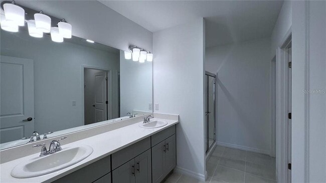 Building Photo - 5557 Tranquila Ln