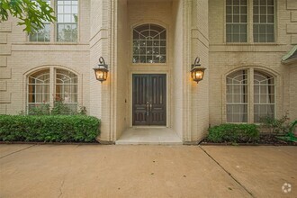 Building Photo - 1123 Horseshoe Dr