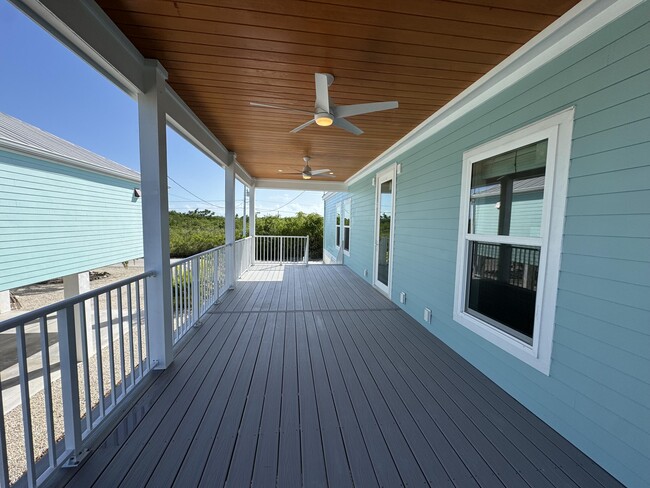 Building Photo - 27355 Guadaloupe Ln