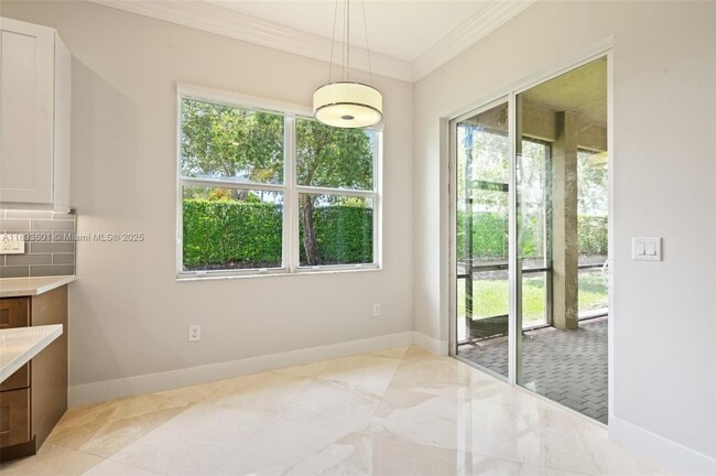 Building Photo - 8186 Fiera Ridge Dr