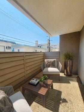 Interior Photo - 1235 Brockton Ave