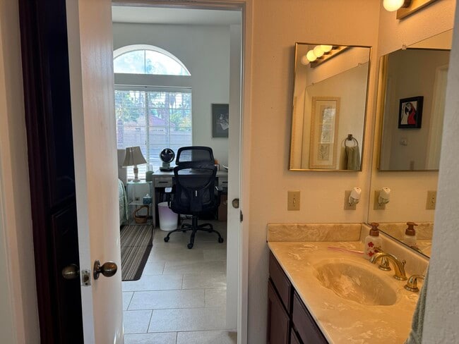 Building Photo - 68640 Tachevah Dr