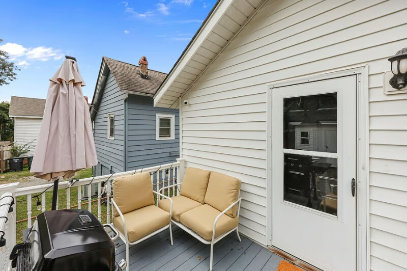 Building Photo - 105 McGill Ave NW