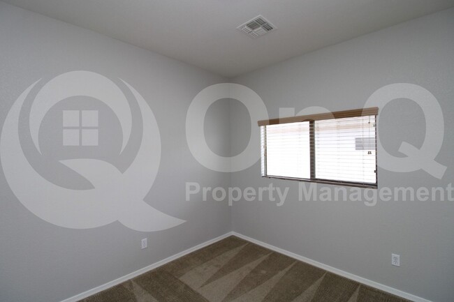 Building Photo - 33359 N Sonoran Trail