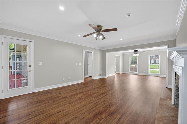 Building Photo - 3760 Peachbluff Ct