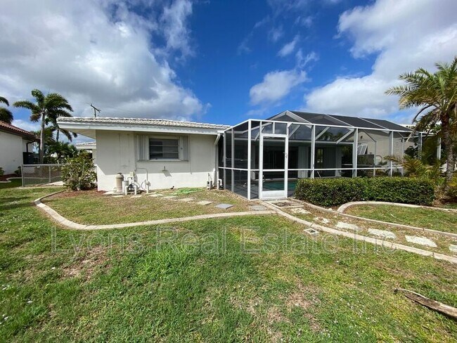 Building Photo - 174 Gulfview Rd