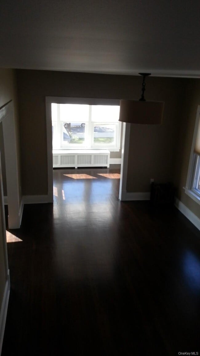 Building Photo - 44 Chippewa Rd
